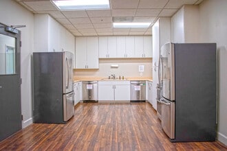 375 Healdsburg Ave, Healdsburg, CA à louer Photo intérieure– Image 1 sur 6