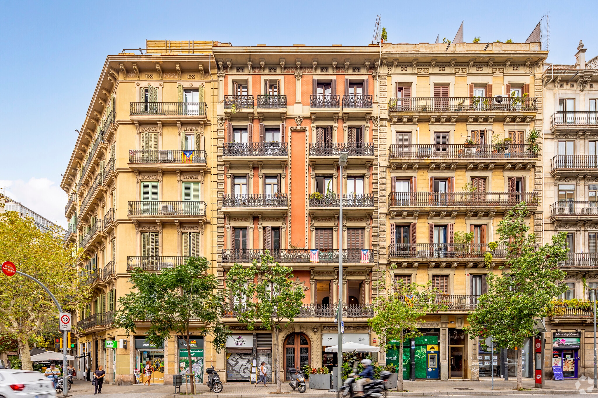 Carrer d'Aragó, 187, Barcelone, Barcelona à louer Photo principale– Image 1 sur 3