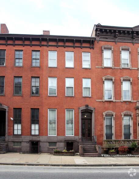 1118 St. Paul St, Baltimore, MD à vendre - Photo principale – Image 1 sur 2