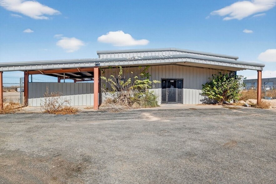 8316 W I-20, Midland, TX à louer - Photo de l’immeuble – Image 2 sur 96