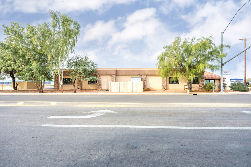 1295 E Florence Blvd, Casa Grande, AZ à louer - Photo de l’immeuble – Image 3 sur 9