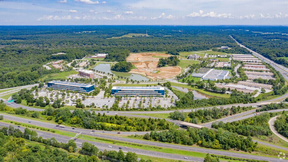 16901 Melford Blvd, Bowie, MD à louer - Photo de l’immeuble – Image 1 sur 39