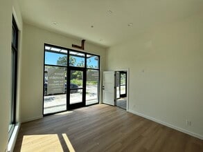5216 Delridge Way SW, Seattle, WA à louer Photo intérieure– Image 2 sur 8
