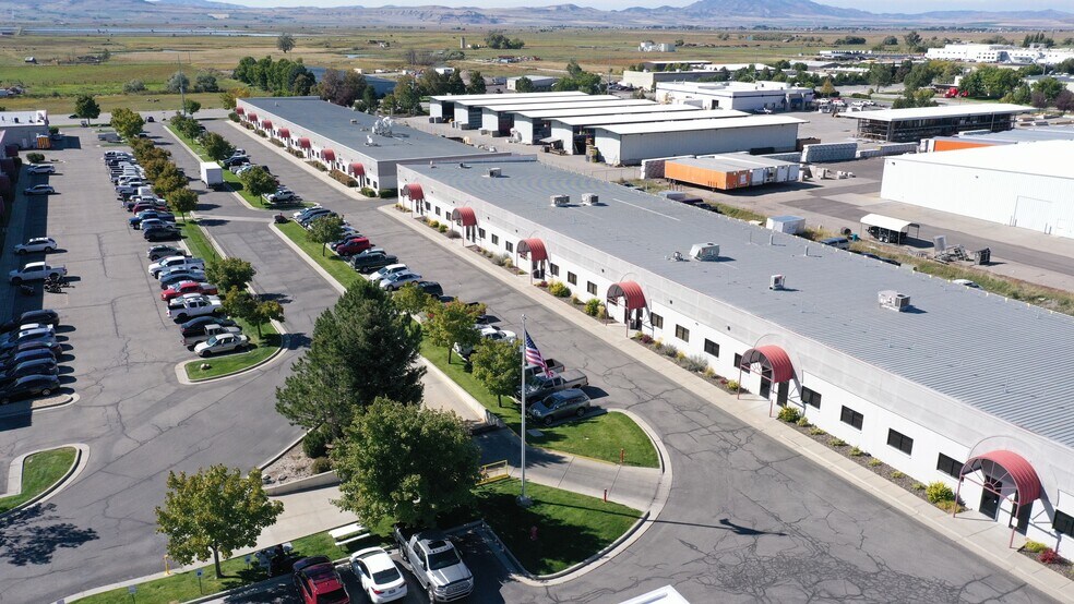642 N 1000 W, Logan, UT à louer - Photo de l’immeuble – Image 2 sur 6