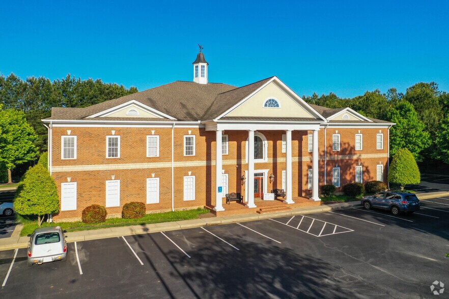 2205 Riverstone Blvd, Canton, GA à louer - Photo de l’immeuble – Image 2 sur 6