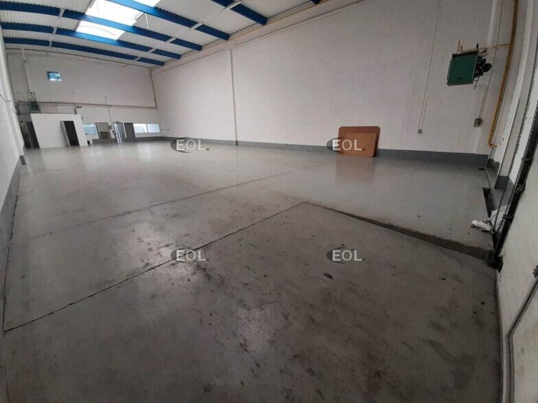 Industriel/Logistique dans Bonneuil-sur-Marne à louer - Photo de l’immeuble – Image 2 sur 11