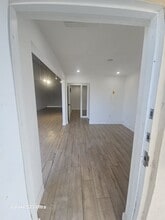 4520 SW 71st Ave, Miami, FL à louer Photo intérieure– Image 1 sur 6