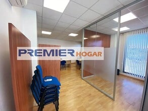 Bureau dans Villaviciosa de Odón, Madrid à louer Photo intérieure– Image 2 sur 10