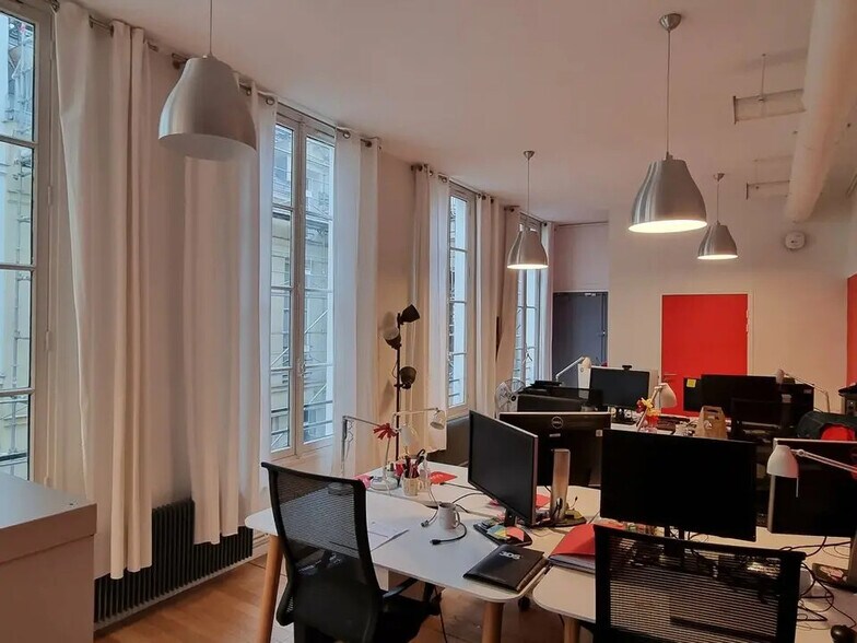 Bureau dans Paris à louer - Photo de l’immeuble – Image 1 sur 9
