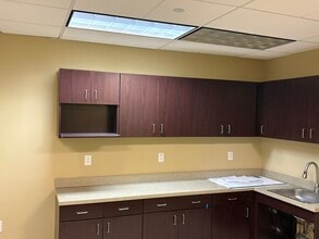 200 Lake Dr E, Cherry Hill, NJ à louer Photo intérieure– Image 1 sur 15