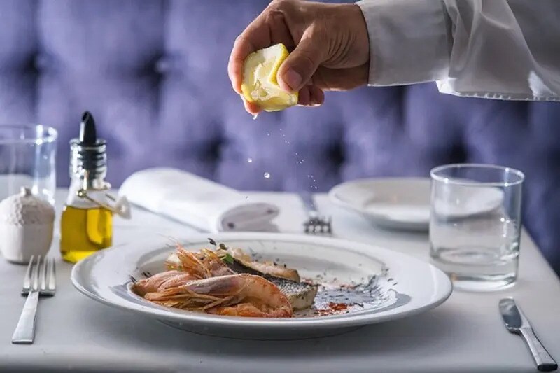 Local commercial dans Lyon à vendre - Photo de l’immeuble – Image 3 sur 4