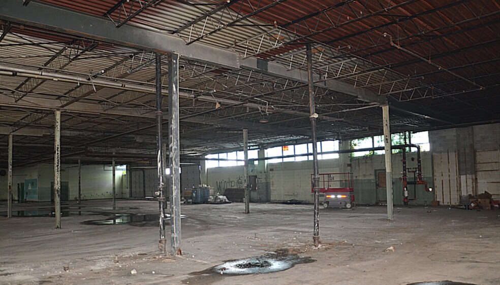 3141-3151 Fiberglass Rd, Kansas City, KS à louer - Photo intérieure – Image 2 sur 6