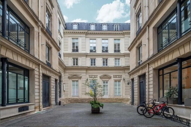 Plus de détails pour 60 Rue Du Faubourg Poissonnière, Paris - Bureau à louer