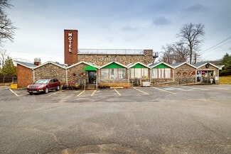 Plus de détails pour 2 Bayville Ave, Locust Valley, NY - Local commercial à louer