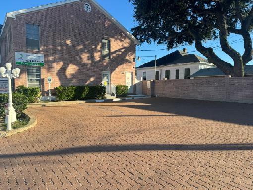 2302 45th St, Galveston, TX à louer - Photo de l’immeuble – Image 3 sur 52