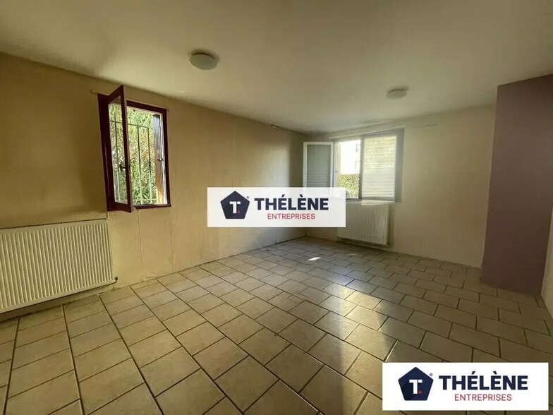 757 Avenue De Villeneuve-Angoulème, Montpellier à vendre - Photo de l’immeuble – Image 1 sur 7