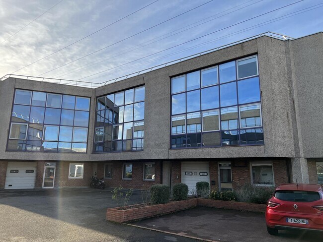 Plus de détails pour Industriel/Logistique à louer