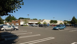 Plus de détails pour 747 Pine St, Bristol, CT - Local commercial à louer