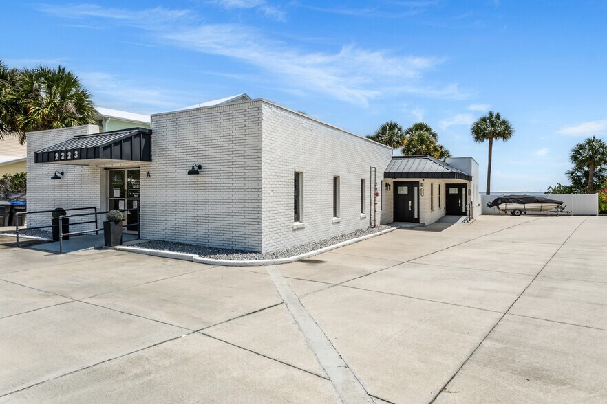 2223 S Washington Ave, Titusville, FL à vendre - Photo de l’immeuble – Image 2 sur 26