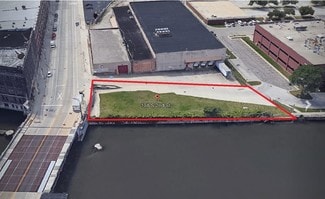 Plus de détails pour 101 S 2nd St, Milwaukee, WI - Terrain à vendre