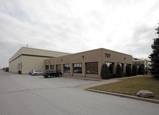 Plus de détails pour 727 Tapscott Rd, Toronto, ON - Industriel/Logistique à louer