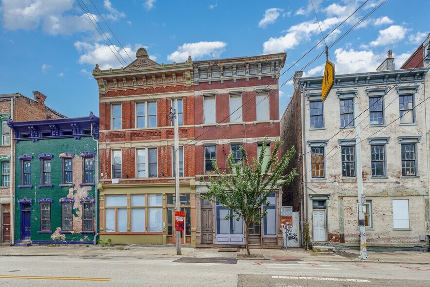 469 W McMicken Ave, Cincinnati, OH à vendre - Photo de l’immeuble – Image 3 sur 33