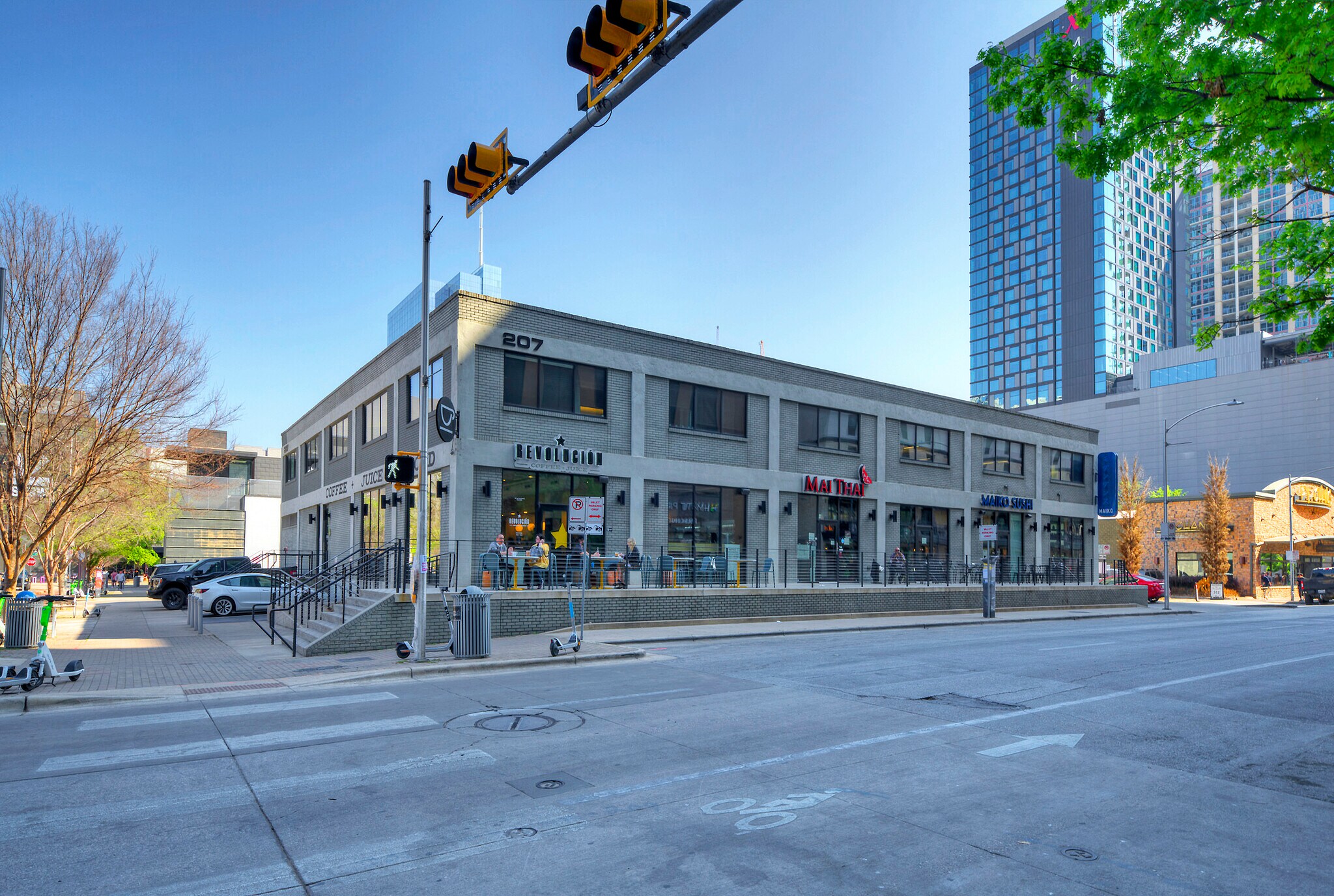 207 San Jacinto Blvd, Austin, TX à louer Photo principale– Image 1 sur 4