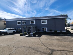 312 S Juniper St, Escondido, CA à louer Photo intérieure– Image 1 sur 17