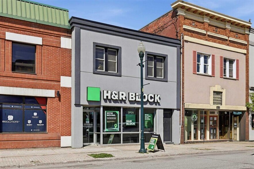 732-734 Queen St E, Sault Ste Marie, ON à vendre - Photo de l’immeuble – Image 1 sur 1