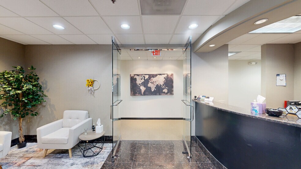 40900 Woodward Ave, Bloomfield Hills, MI à louer - Numérisation 3D Matterport – Image 2 sur 21