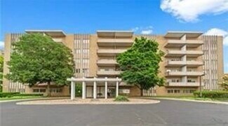 Plus de détails pour 3167 Linden Rd, Rocky River, OH - Logement à vendre