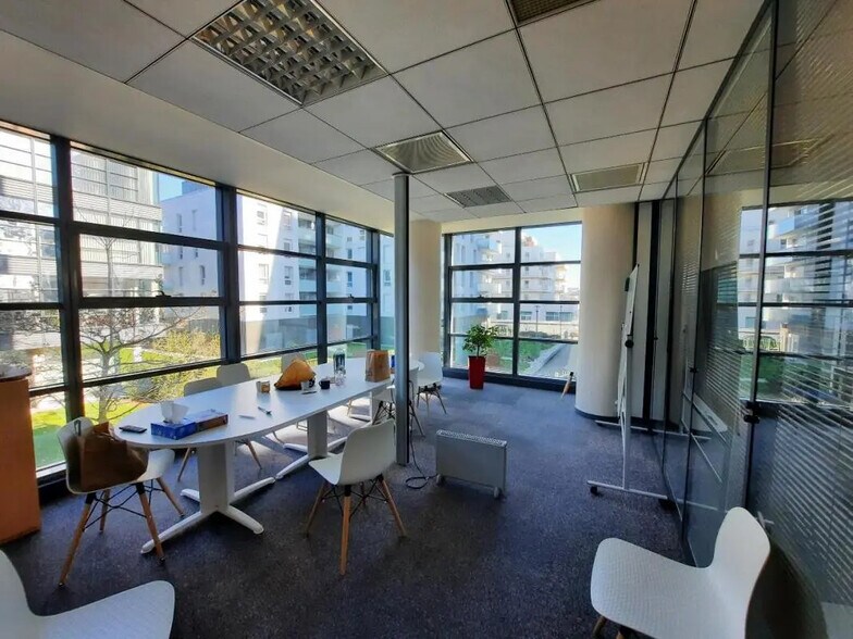 Bureau dans Rouen à louer - Photo de l’immeuble – Image 3 sur 10