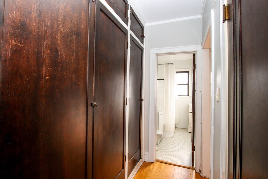 3751 N Marshfield Ave, Chicago, IL à vendre - Photo intérieure – Image 2 sur 34