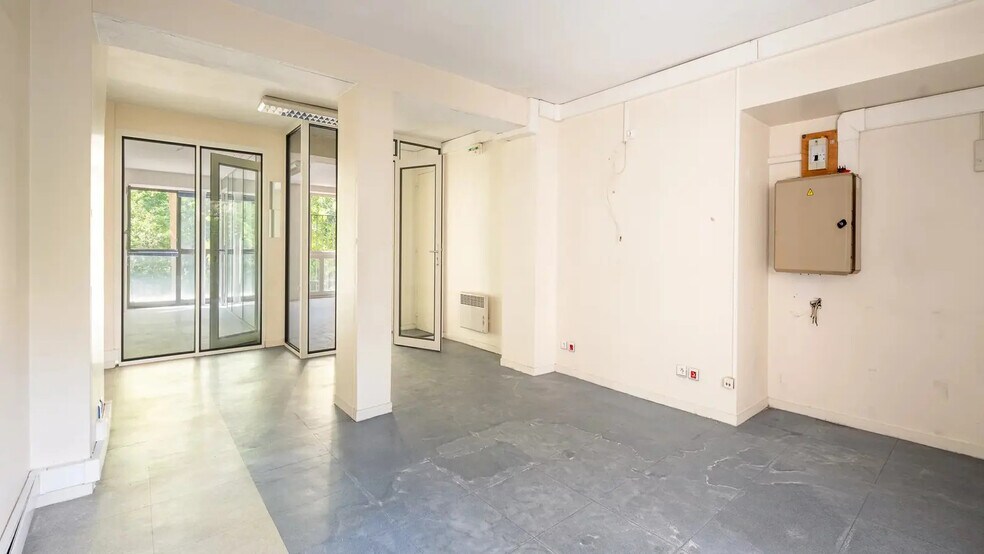 Bureau dans Paris à vendre - Photo de l’immeuble – Image 3 sur 11