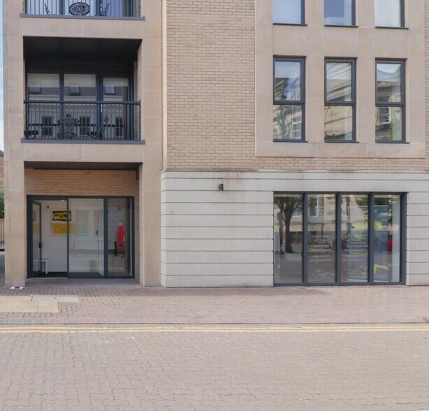 25 Mount Stuart Sq, Cardiff à vendre - Photo de l’immeuble – Image 2 sur 4