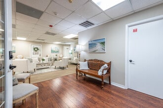 1414 S Friendswood Dr, Friendswood, TX à louer Photo intérieure– Image 2 sur 18