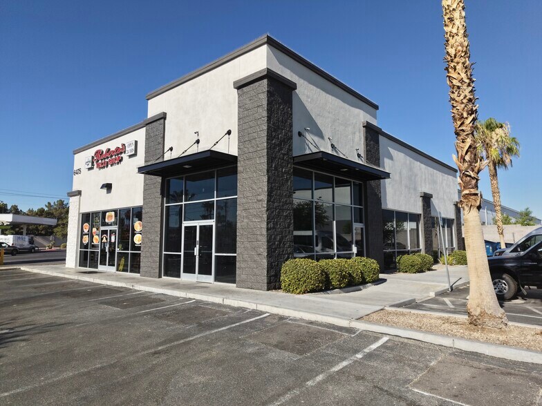 6455 S Pecos Rd, Las Vegas, NV à louer - Photo de l’immeuble – Image 1 sur 4