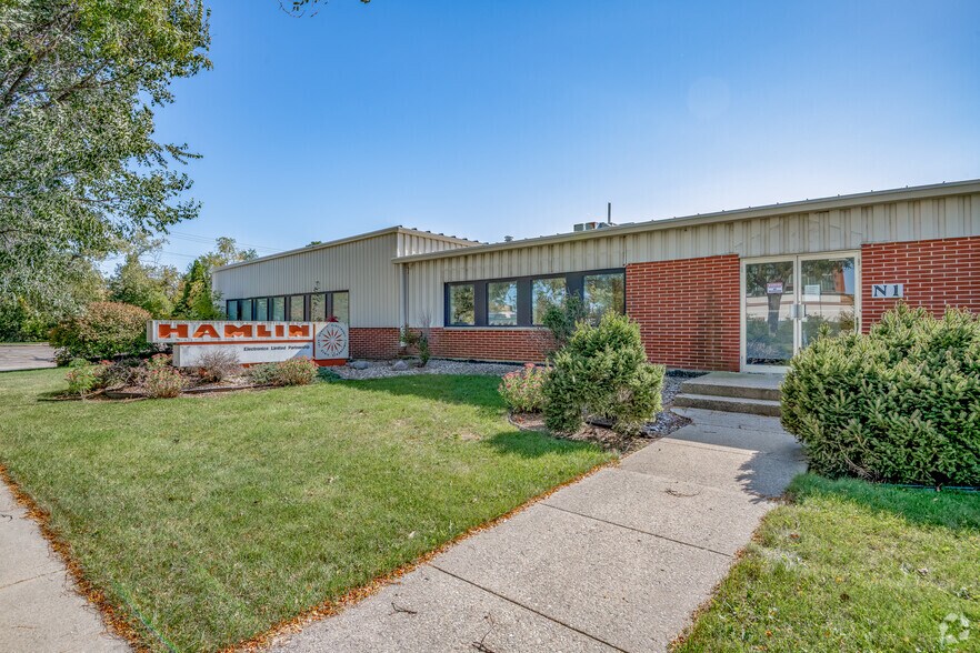 612 E Lake St, Lake Mills, WI à louer - Photo de l’immeuble – Image 3 sur 20