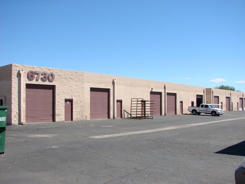 6700 W Chicago St, Chandler, AZ à louer - Photo de l’immeuble – Image 3 sur 4