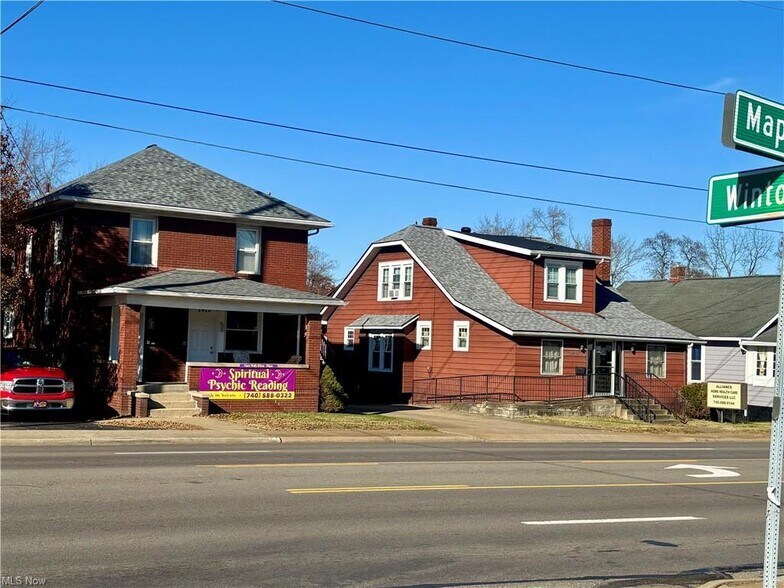 2429-2437 Maple Ave portefeuille de 2 biens à vendre sur LoopNet.fr - Photo de l’immeuble – Image 1 sur 11