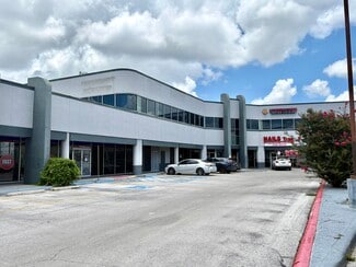 Plus de détails pour 5152 Fredericksburg Rd, San Antonio, TX - Bureau/Local commercial à louer