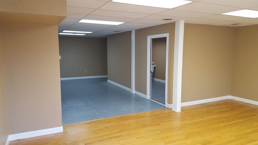 10244-10258 Kings Hwy, King George, VA à vendre - Photo de l’immeuble – Image 3 sur 7