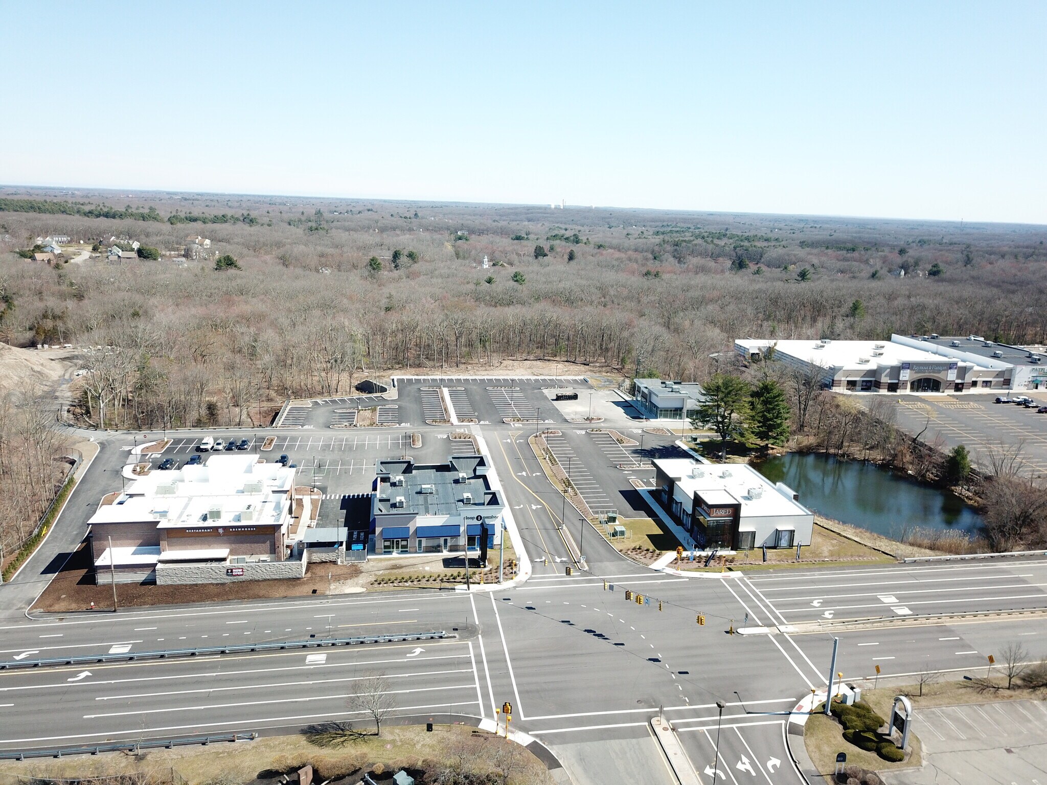 1174 S Washington St, North Attleboro, MA à louer Photo principale– Image 1 sur 3