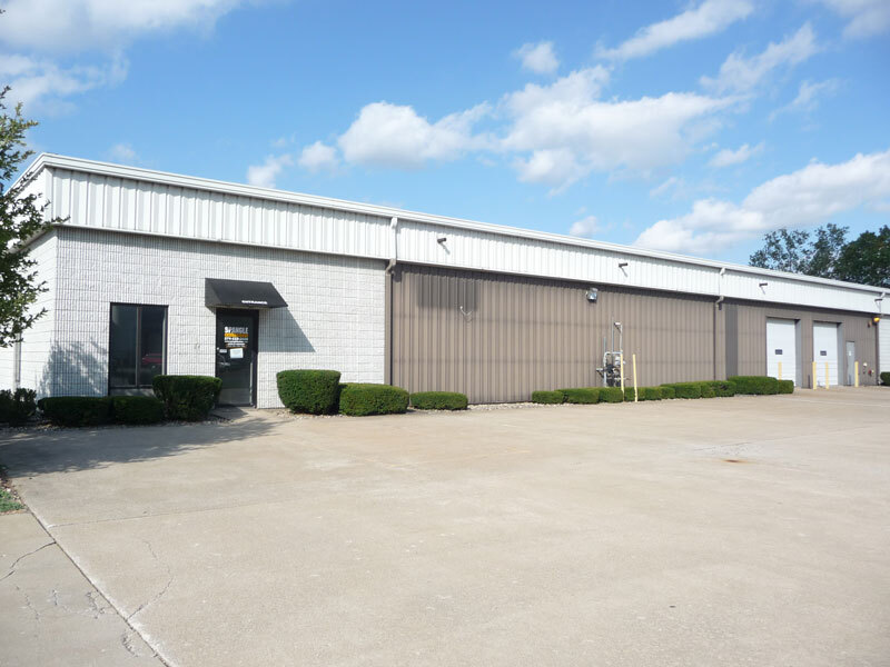 815 Eisenhower Dr, Goshen, IN à louer Photo de l’immeuble– Image 1 sur 7