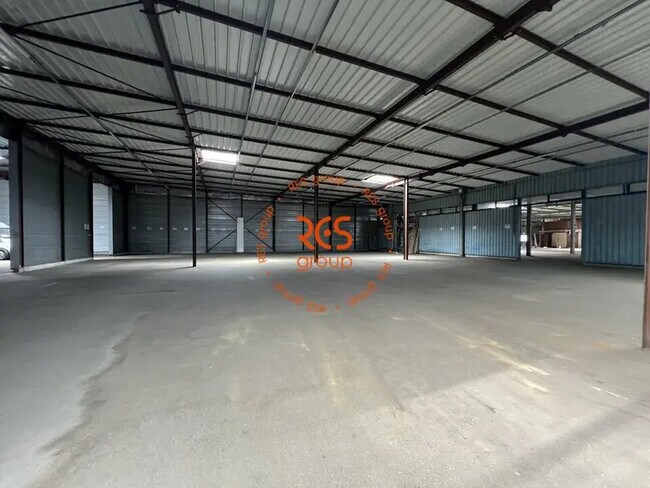 Plus de détails pour Industriel/Logistique à vendre