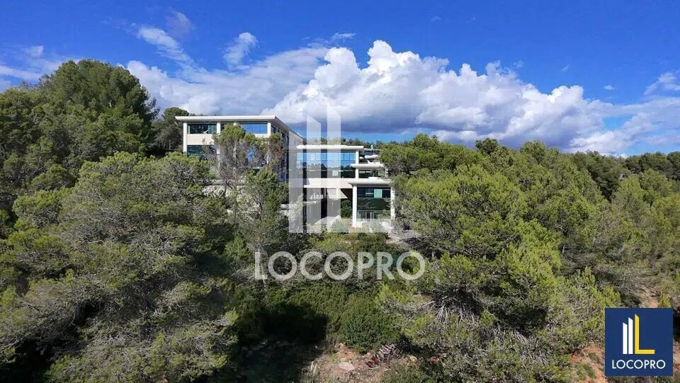 Bureau dans Valbonne à louer - Photo de l’immeuble – Image 1 sur 12