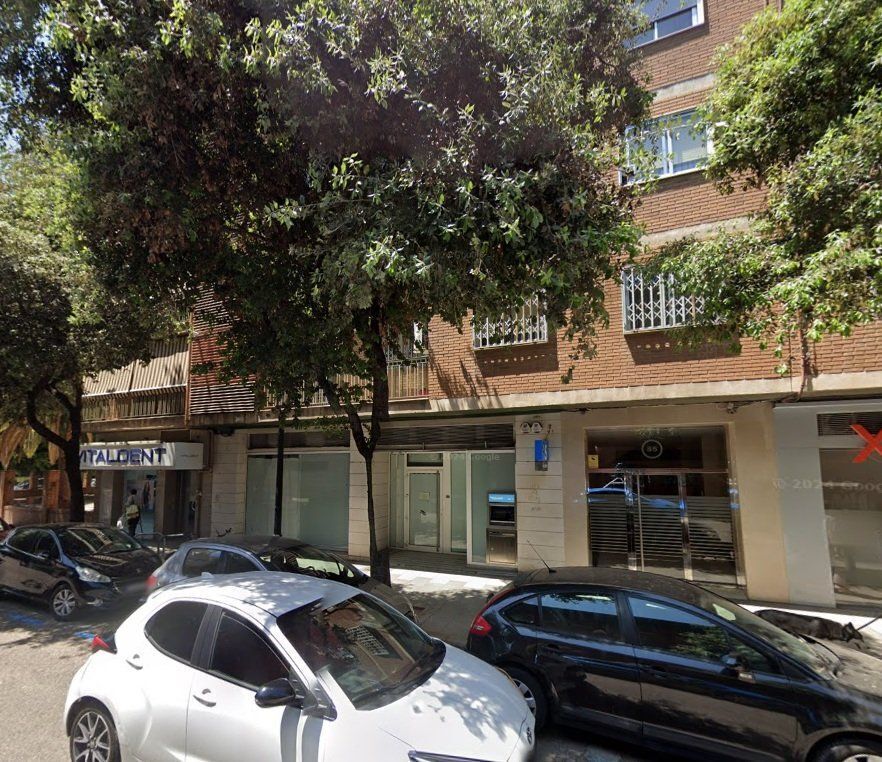 Local commercial dans València à vendre Photo de l’immeuble– Image 1 sur 2