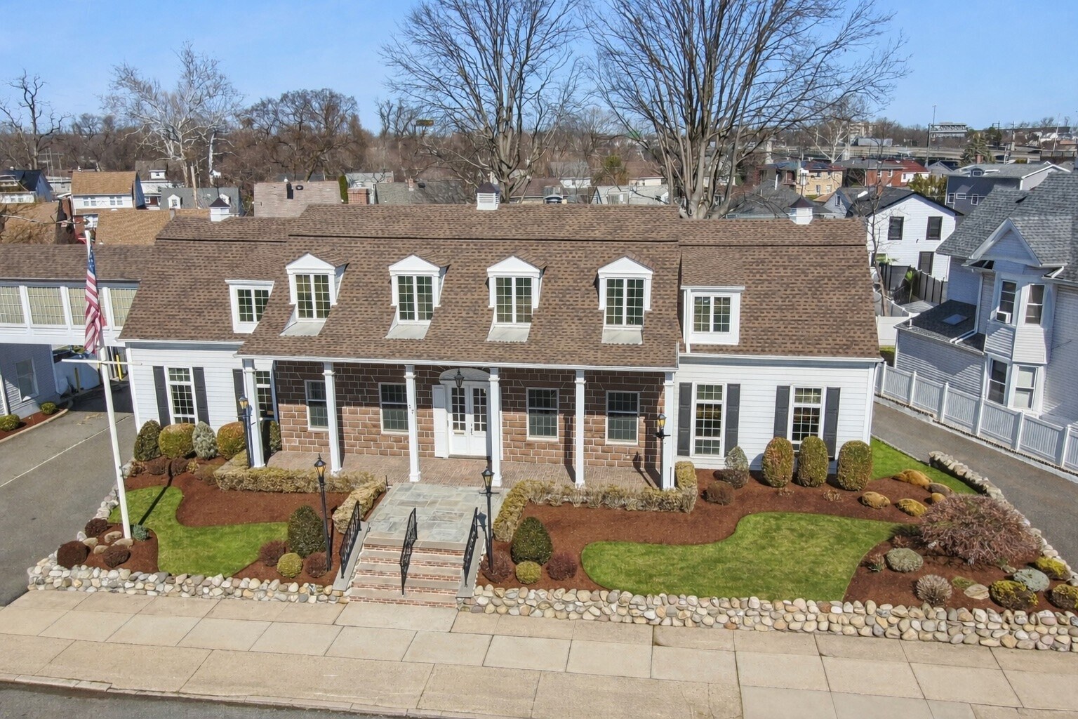 37 Park Ave, Lyndhurst, NJ à vendre Photo principale– Image 1 sur 39