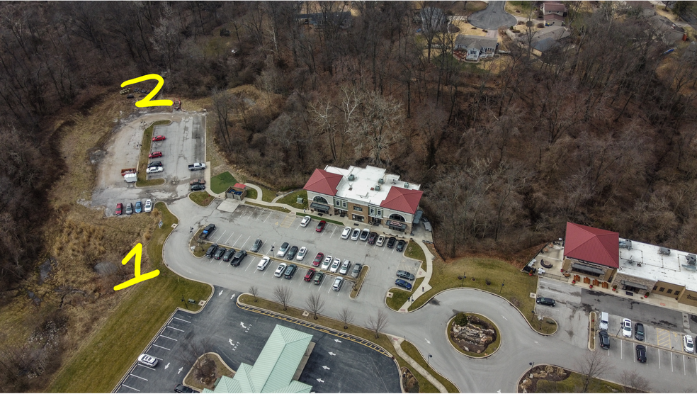 951 Arbor Vitae St, Edwardsville, IL à vendre - Photo de l’immeuble – Image 3 sur 5