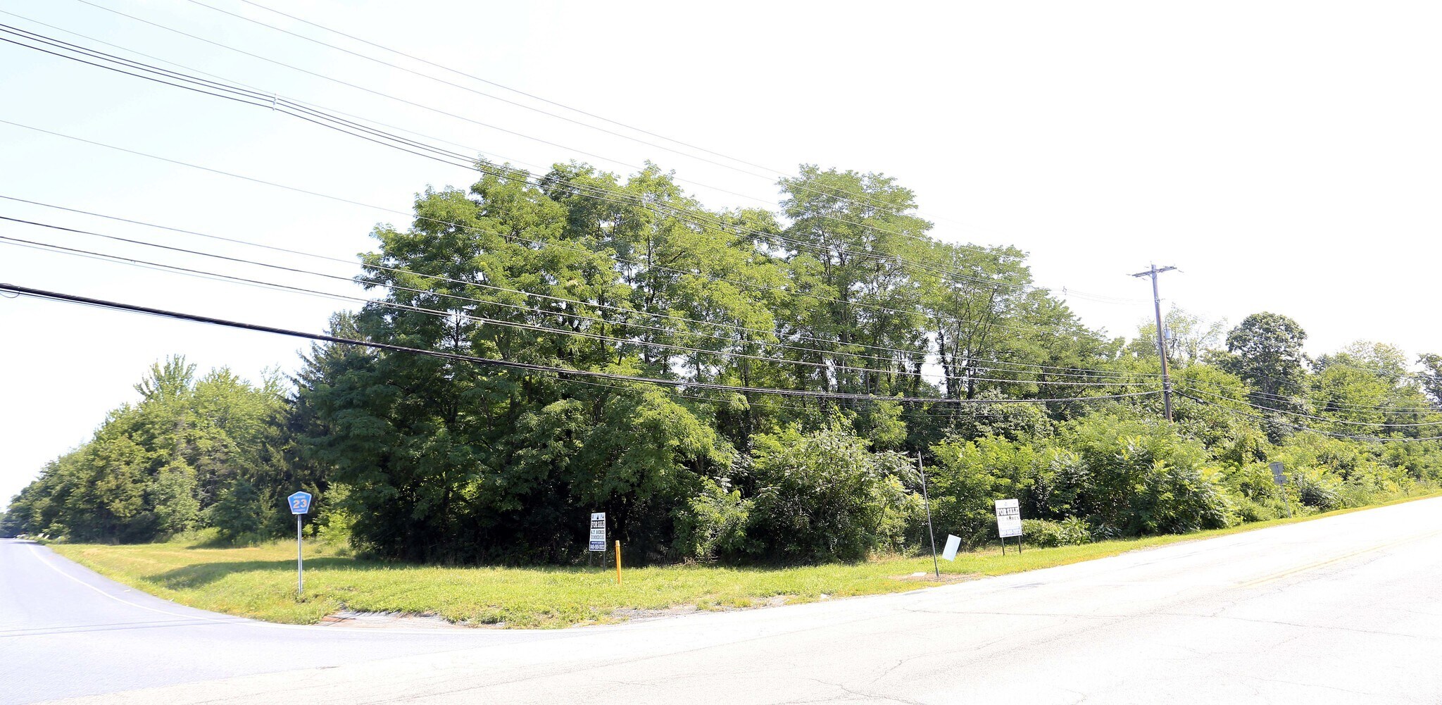 8 Rock Cut Rd, Newburgh, NY à louer Photo principale– Image 1 sur 5